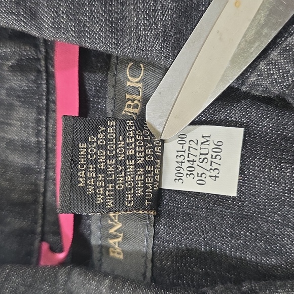 Banana Republic Black Cotton Denim Jacket - Picture 8 of 8